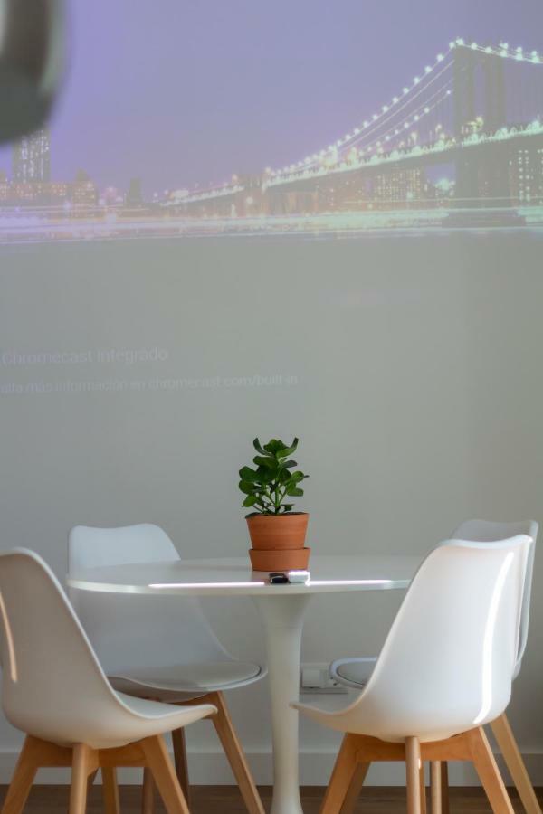 Urbantec Realty - Atocha Y Museos Appartement Madrid Buitenkant foto