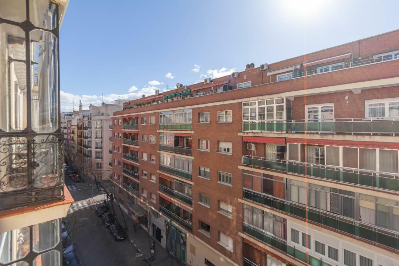 Urbantec Realty - Atocha Y Museos Appartement Madrid Buitenkant foto