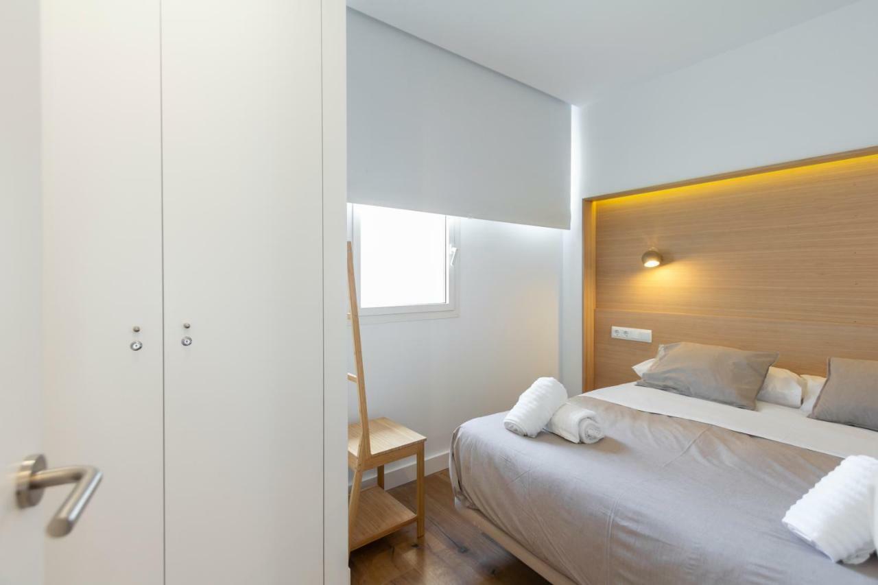 Urbantec Realty - Atocha Y Museos Appartement Madrid Buitenkant foto